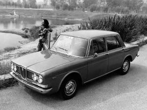 Lancia 2000 Berlina 1971 года